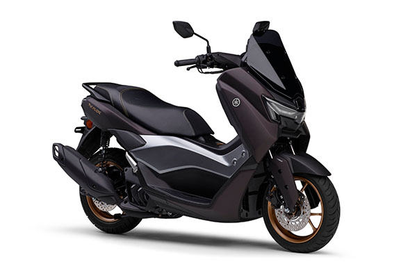 Lançamento da Yamaha NMAX 155 2025 no Japão